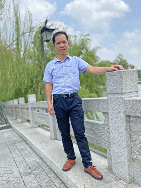 奇峰向阳的第一张照片--尤溪相亲网