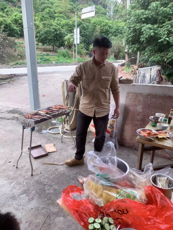 你黑我哟的第一张照片--尤溪相亲网