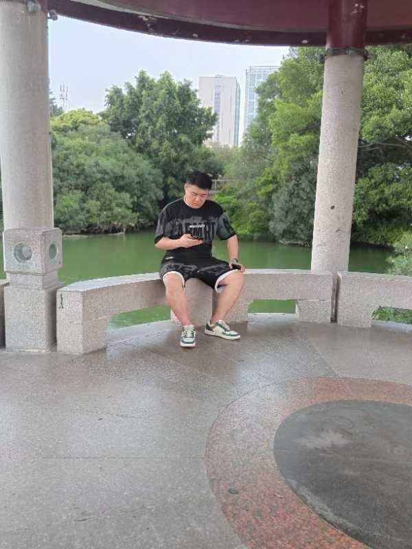 不善挽留的第一张照片--尤溪相亲网